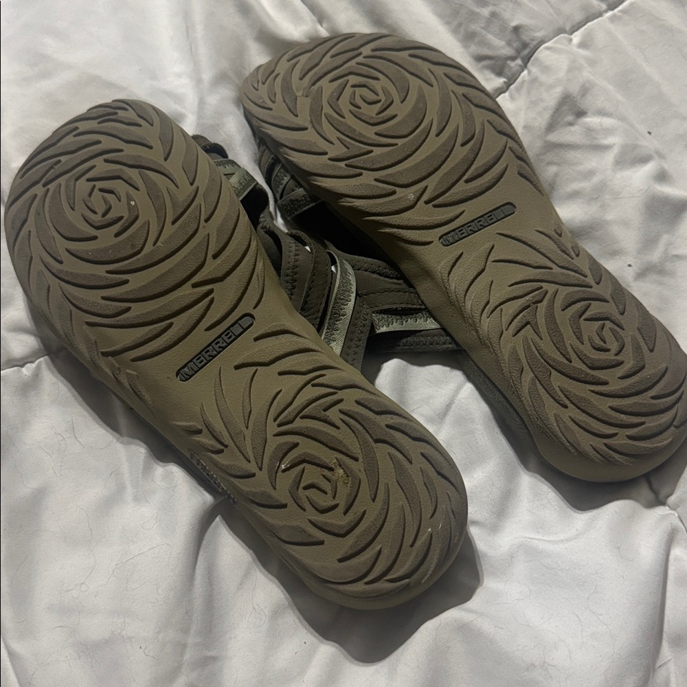 Merrell Olive Green Footwear - Picture 6 of 7